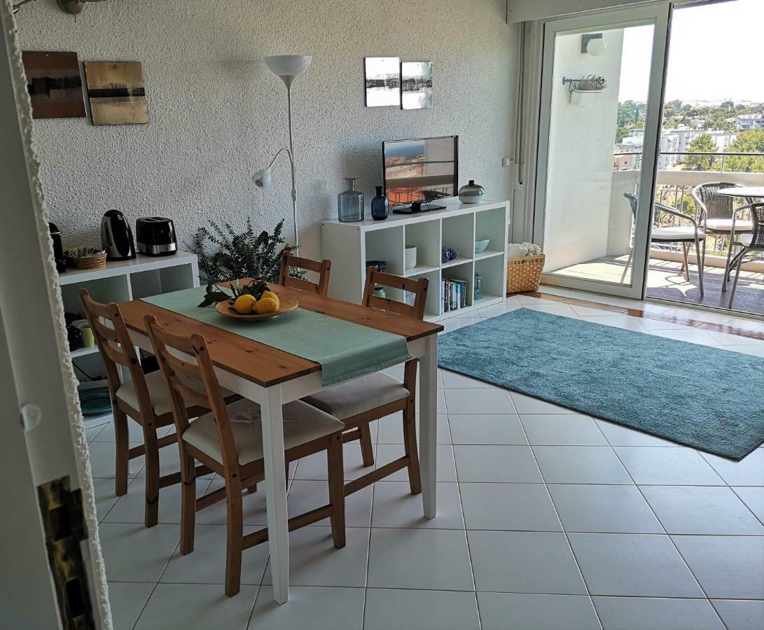 Apartamento Superb View Over And The Ocean, With Wonderful Balcony Cascais